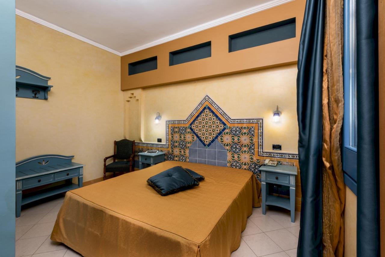 Hotel Ristorante Mediterraneo Faro San Vito Lo Capo Exteriér fotografie
